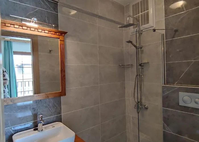 Ami Tai-candle Light فندق